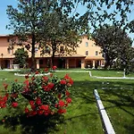 Dall'ongaro Отель Ghirano