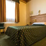 Dall'ongaro Отель