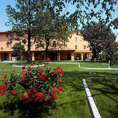 Dall'ongaro ホテル Ghirano