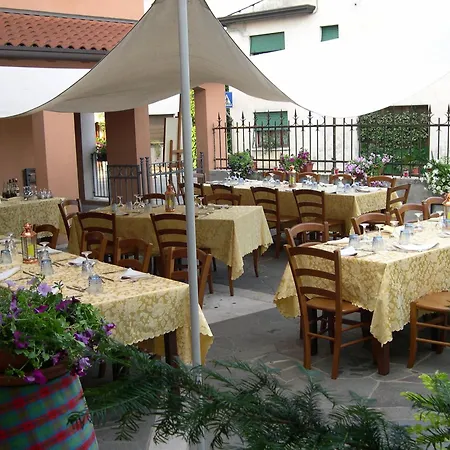 Hotell Dall'ongaro 3*