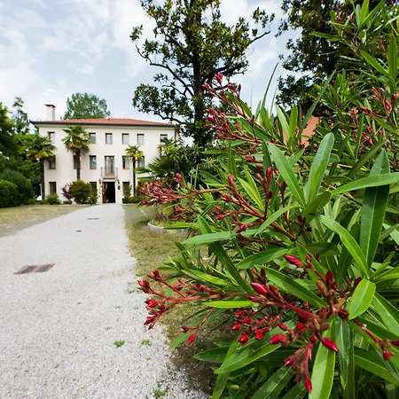 Hotel Dall'ongaro 3*